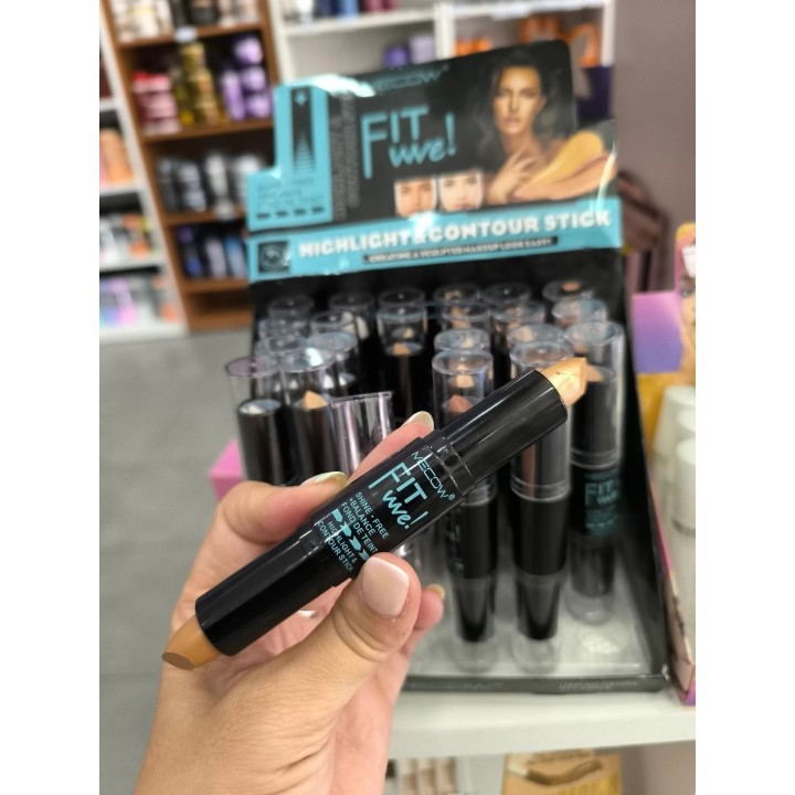 2 en 1 Corrector mas iluminador. Mecow Fit Me