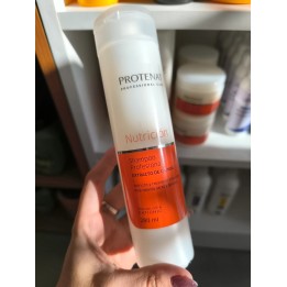 Shampoo Nutritivo Protenat. Con extracto de quinoa. 280 ml