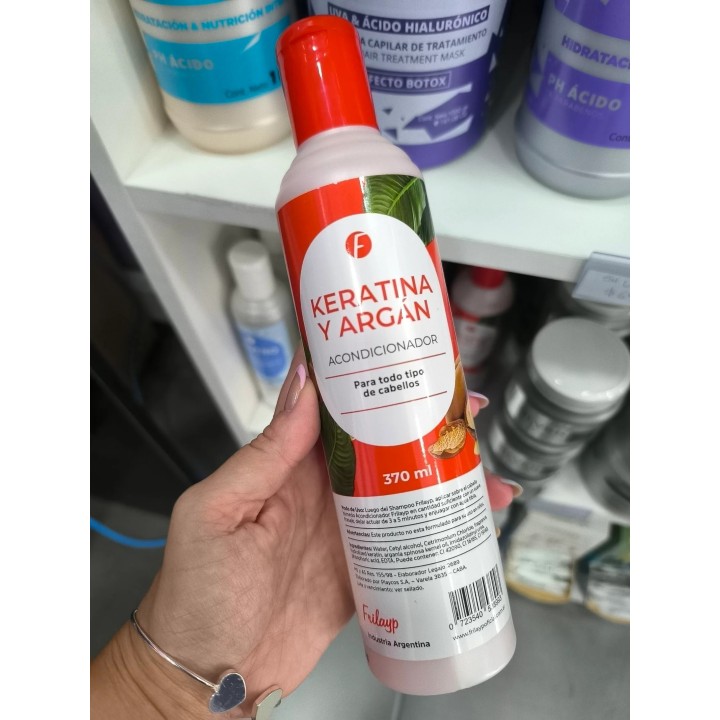 Acondicionador Keratina y Argan. Frilayp 370 cc