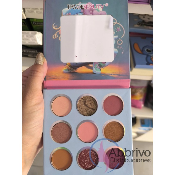 Sombra x 9 colores gatita full color Favor Beauty